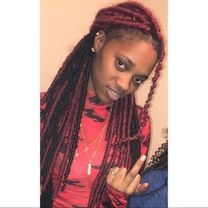 Meet your Posher, Myla